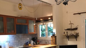 Unclassified image, 4 of 10, button - Art House In The Heart Of Athens (Athens)