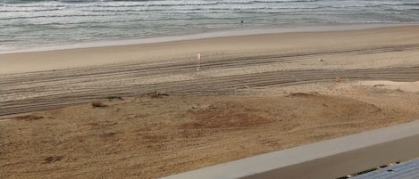 Apartment, 1 Bedroom, Smoking, Balcony | Beach