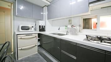 Chambre Simple | Cuisine partagée
