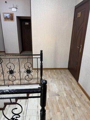 Handrails in hallways