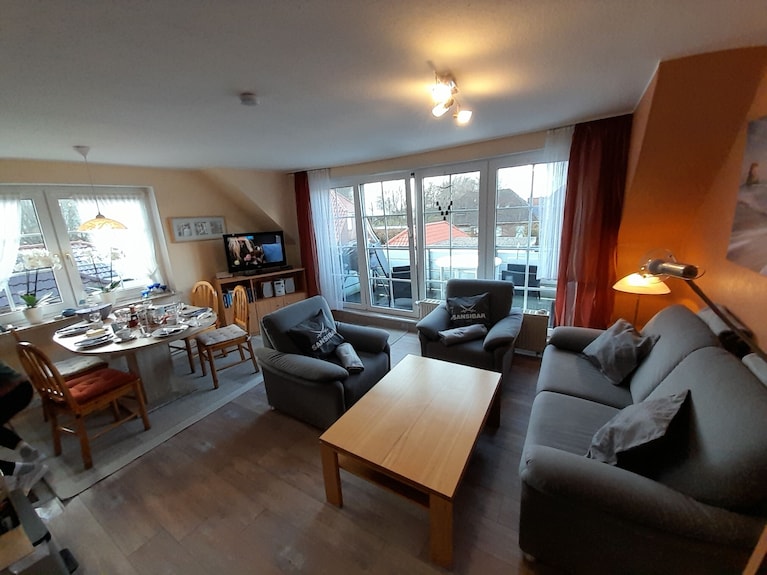 Helle Ferienwohnung Mit Südbalkon Für 2 Pers., Strandnah, Zentrumsnah, 2 E-bikes - Norddeich