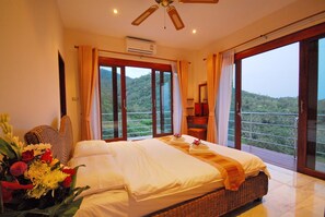 4 bedrooms