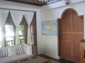 Villa, 2 chambres, fumeur, balcon | Intérieur