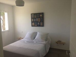 1 chambre, fer et planche Ă repasser, Wi-Fi, draps fournis