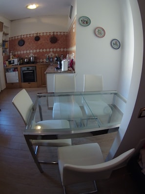 Apartamento, 1 quarto, para fumantes, sacada | Parte interna