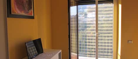 Apartment, 1 Bedroom, Smoking, Balcony