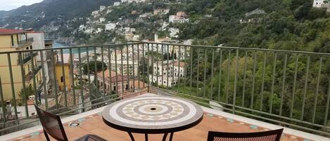 Apartment, 1 Bedroom, Smoking, Balcony | Property grounds