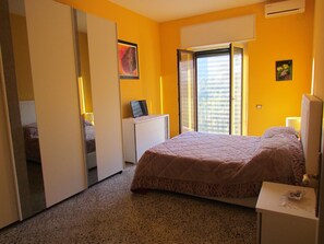 Apartment, 1 Bedroom, Smoking, Balcony | 2 bedrooms