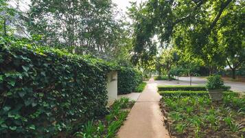 Room, 1 Bedroom, Fireplace | Property grounds