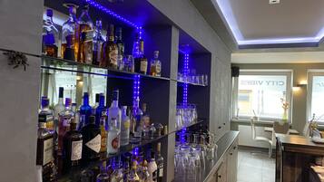 Bar (in der Unterkunft)