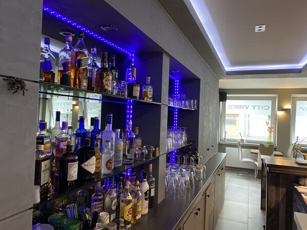 Bar (in der Unterkunft)
