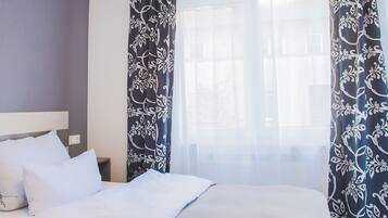 Phòng đôi Business | Bàn, truy cập Internet không dây miễn phí