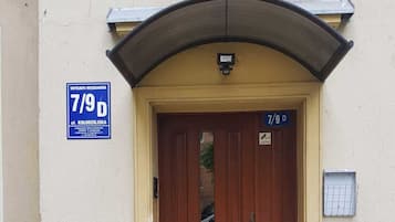 EntrĂ©e de lâhĂ©bergement