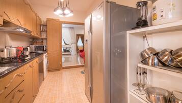 Villa, 2 Bedrooms, Accessible, Balcony | Interior