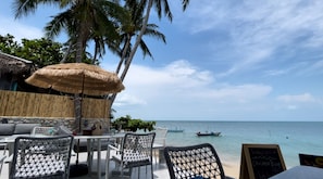อพาร์ทเมนท์, 3 ห้องนอน, สูบบุหรี่ได้, สระว่ายน้ำส่วนตัว | ชายหาด | เก้าอี้อาบแดด