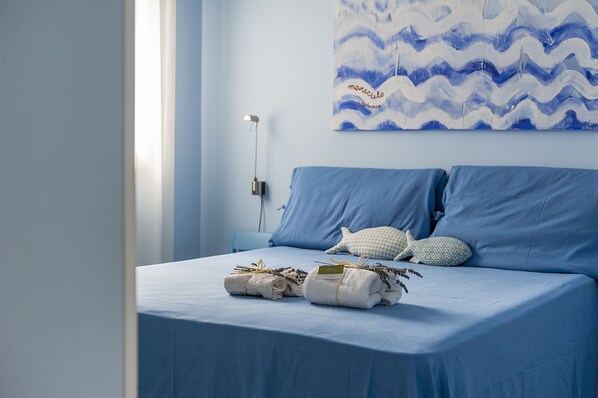 3 室のベッドルーム、アイロン / アイロン台、ベッドシーツ、車椅子でアクセスできる設備