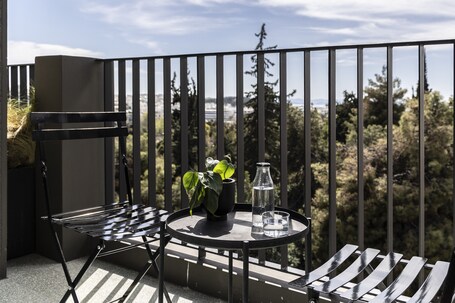 The Modernist Athens - Image 64