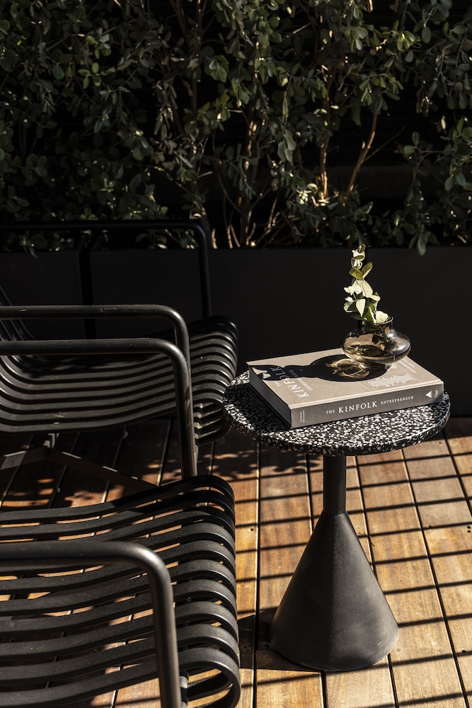 The Modernist Athens by null The Modernist Athens by null