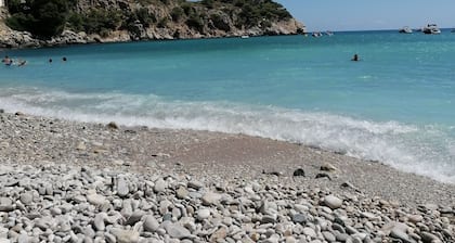 Maison Dya - Large and bright apartment with terrace in the center of Altea
