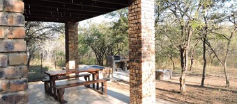 Umvangazi Rest - Enjoy a Relaxing, Rejuvenating and Peaceful Setting in the Bush