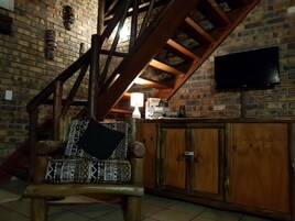 House, 3 Bedrooms, Private Pool | Lounge