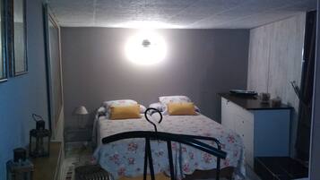 2 bedrooms