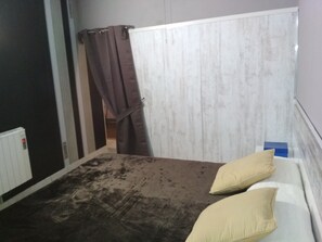 2 bedrooms - Near Far, Tranquility Vs Comfort (Ordino)