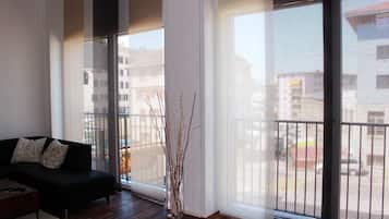 Apartment, 2 Bedrooms, Accessible, Smoking | Living area | TV