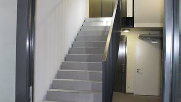 Apartment, 2 Bedrooms, Accessible, Smoking | Property entrance