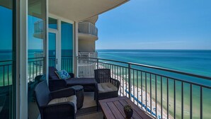 Unclassified image, 3 of 66, button - Aqua 1809 (Panama City Beach)