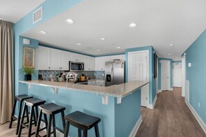 Studio (3 Bedrooms) | Innvendig