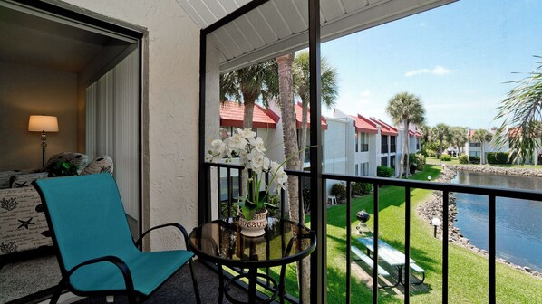 Studio (1 Bedroom) | Property grounds