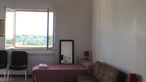 Unclassified image, 4 of 18, button - Room in Guest Room - Comfortable Quadruple Room in a Farmhouse With Swimming Pool (Modica)