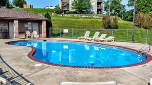 Piscine extérieure