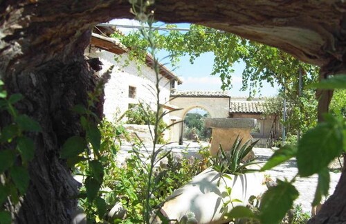 Room in Guest Room - Superb Double Room in a Farmhouse