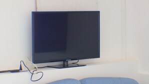 Unclassified image, 4 of 14, button - Room in Guest Room - Beautiful Double Room in a Farmhouse in Ragusa (Modica)