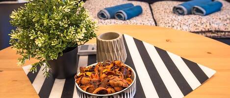 Studio Ville | Restauration dans la chambre