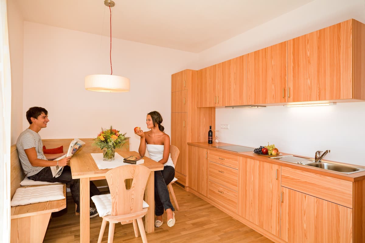 Superior Apartment, 2 Bedrooms | In-room dining