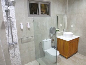 Villa, 3 Bedrooms, Smoking, Private Pool | Bathroom - Planetz Ko Samui Best Relaxe Peaceful Private Pool Villa (Koh Samui)