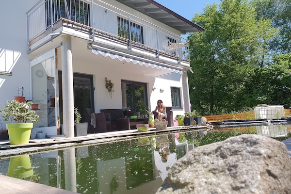 Hausansicht vom Garten
