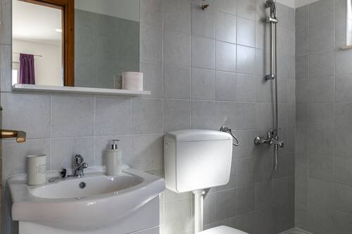 Studio (Studio) | Bathroom