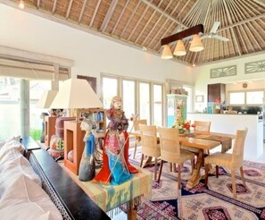Villa, 3 Bedrooms, Private Pool, Garden View | Dining - Vss-ubud Ricefield -ac-3bd-3bth-pool-b&b-internet (Ubud)