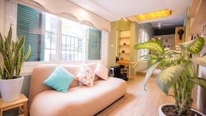 Luokittelematon kuva, 3 kautta 23, painike