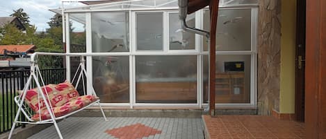 House, 3 Bedrooms, Balcony, Garden View | Terrace/patio