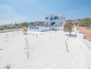Villa, 4 habitaciones, alberca privada, vista al jardín | Exterior