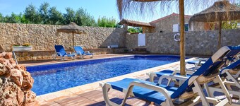OFFER 2020 - VILLA MOURARIA - 5 PEOPLE