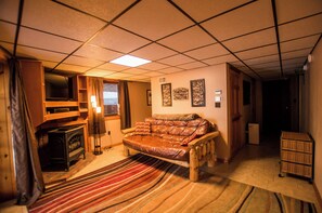 Fernseher, Kamin