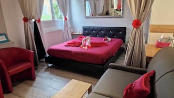 1 bedroom, iron/ironing board, bed sheets