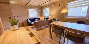 SUPERIOR COTTAGE, Non Smoking | 2 bedrooms, blackout drapes, free WiFi, bed sheets - Baan Hakuba (Hakuba)