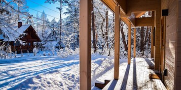 SUPERIOR COTTAGE, Non Smoking | Terrace/patio